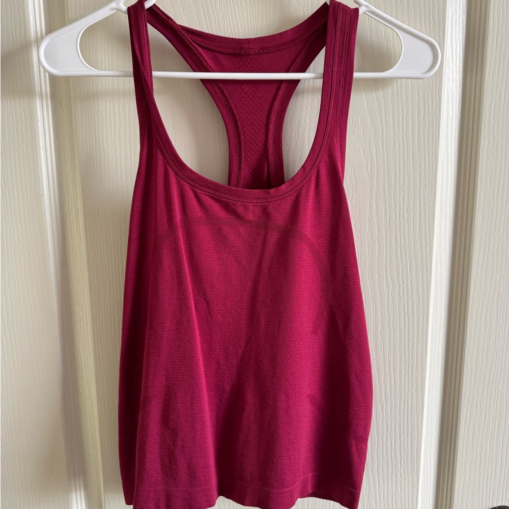 Lululemon tank